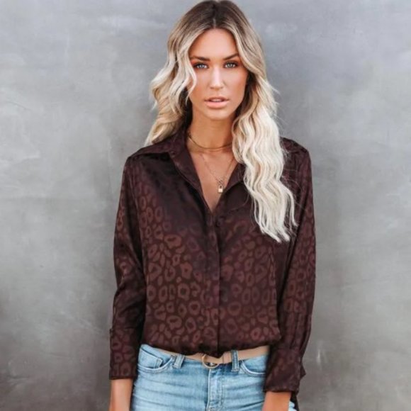 VICI KINGDOM SATIN EMBOSSED BUTTON DOWN BLOUSE - CHOCOLATE - Picture 1 of 5